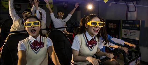 影視動漫高級設(shè)計師