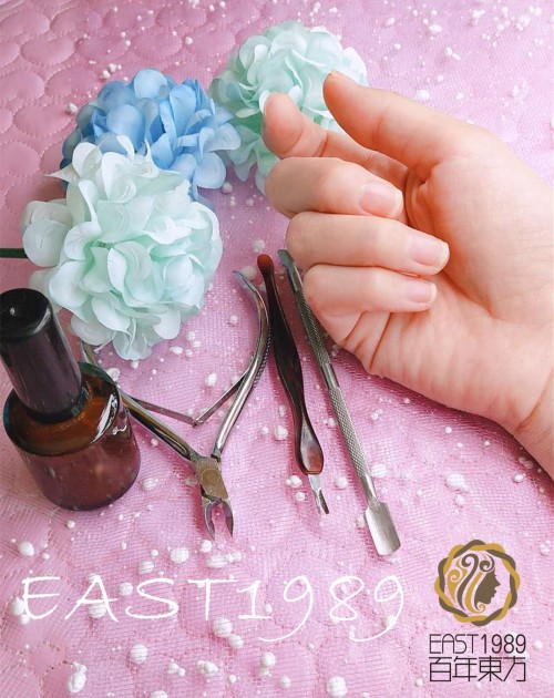  青花美甲怎么做？保定東方技工學(xué)校教你巧做美甲！