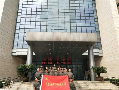 石家莊學(xué)計算機選擇石家莊國防科技學(xué)校怎么樣？
