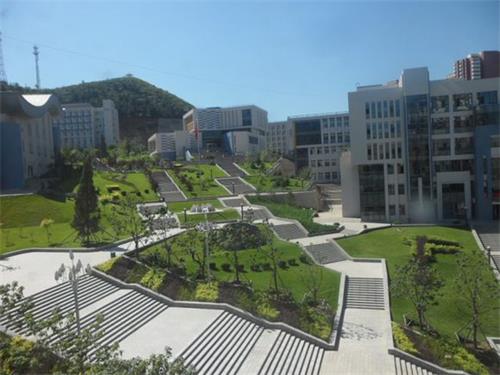 承德學(xué)電子商務(wù)去哪里？哪所學(xué)校比較專業(yè)？