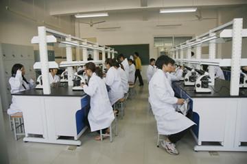 山東現(xiàn)代畜牧獸醫(yī)專修學(xué)校怎么樣？有什么辦學(xué)優(yōu)勢嗎？