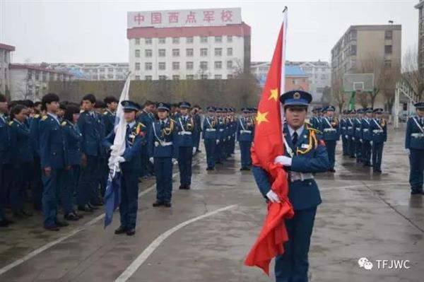 分?jǐn)?shù)不能決定你的未來，騰飛給你希望！