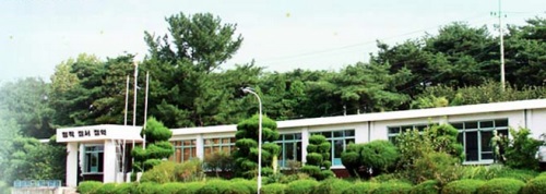 邯鄲華夏職業(yè)技術(shù)學(xué)校學(xué)費(fèi)多少？