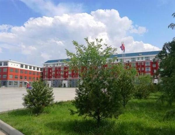 齊光科技文化專業(yè)學(xué)校有口腔醫(yī)學(xué)專業(yè)嗎？