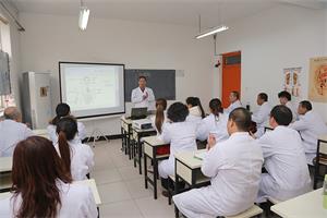 哪里可以學到專業(yè)的針灸技術？   