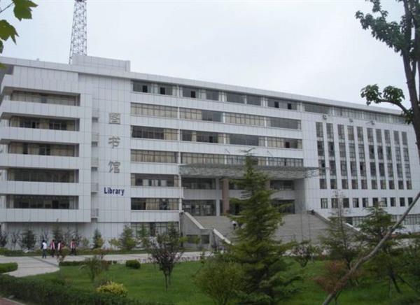  青島恒星職業(yè)技術(shù)學(xué)院有哪些特色專業(yè)？