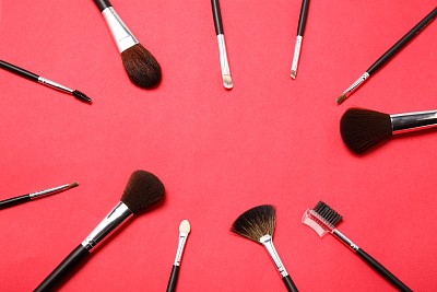 濟南化妝學(xué)校哪家比較好？學(xué)校怎么樣？