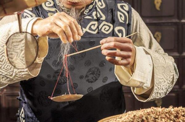 山東醫(yī)藥技師學(xué)院中藥制藥專業(yè)怎么樣？