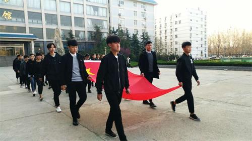 山東人民專修學(xué)院有計(jì)算機(jī)專業(yè)嗎？學(xué)校怎么樣？