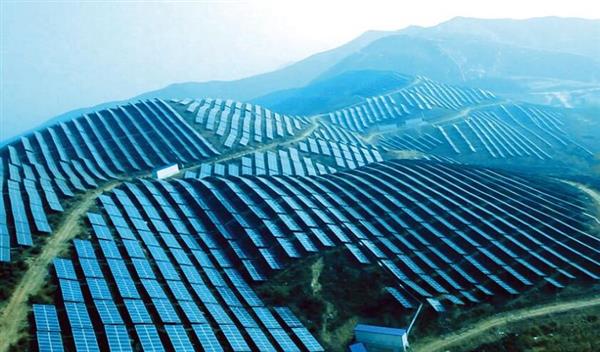 太陽(yáng)能光伏發(fā)電都有哪些優(yōu)缺點(diǎn)？保定新能源技工學(xué)校為你講解！
