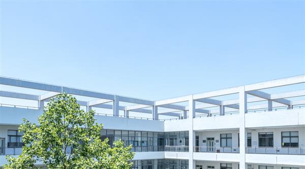 學(xué)歷+技能雙保障？保定新興工業(yè)技工學(xué)校歡迎你！