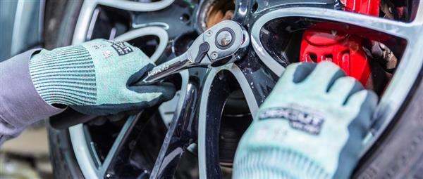 保定有哪些學(xué)校開(kāi)設(shè)了汽修專(zhuān)業(yè)？