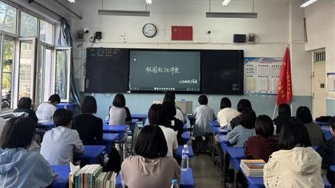 聆聽禮儀教誨 共筑文明校園——豐潤職教中心舉行校園禮儀講座