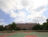 中國洛陽一拖技師學院